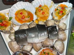 -围炉肉舍•炭烤活鳗•丹东海鲜烤肉(步行街店)