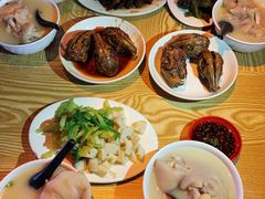 -雷祖芳老妈蹄花店