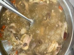-光头药膳鸡(莱茵小镇店)