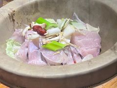 -滇香肴·云南菜蒸汽石锅鱼(云南北路店)