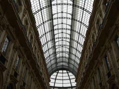 -文艺复兴百货(米兰大教堂广场店)