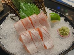 厚切三文鱼鱼腩-古田居·特色寿司料理(星之岛旗舰店)