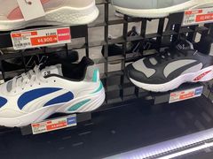 -ABC MART(心斎橋店)