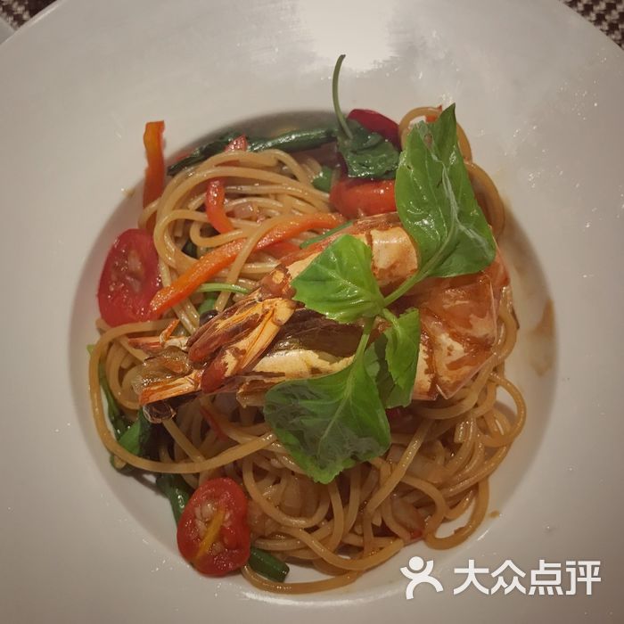 pho东田越南粉 九层塔大虾意面