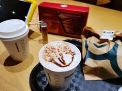 盛樱蜜桃乳酪拿铁-星巴克(苏州泰华店)