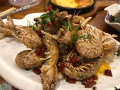 -老东镇啤酒屋海鲜加工·蒸汽海鲜·海鲜烧烤(台东店)