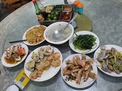 -四川小胡子海鲜(丁村万人海鲜广场店)