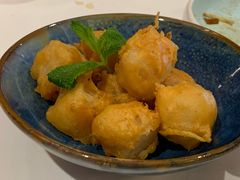酥皮萝卜糕-白天鹅宾馆-宏图府餐厅