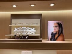 -茂昌眼镜(南京东路店)