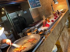 自助取餐区-大中华希尔顿酒店-念自助餐·嗨啤·小龙虾