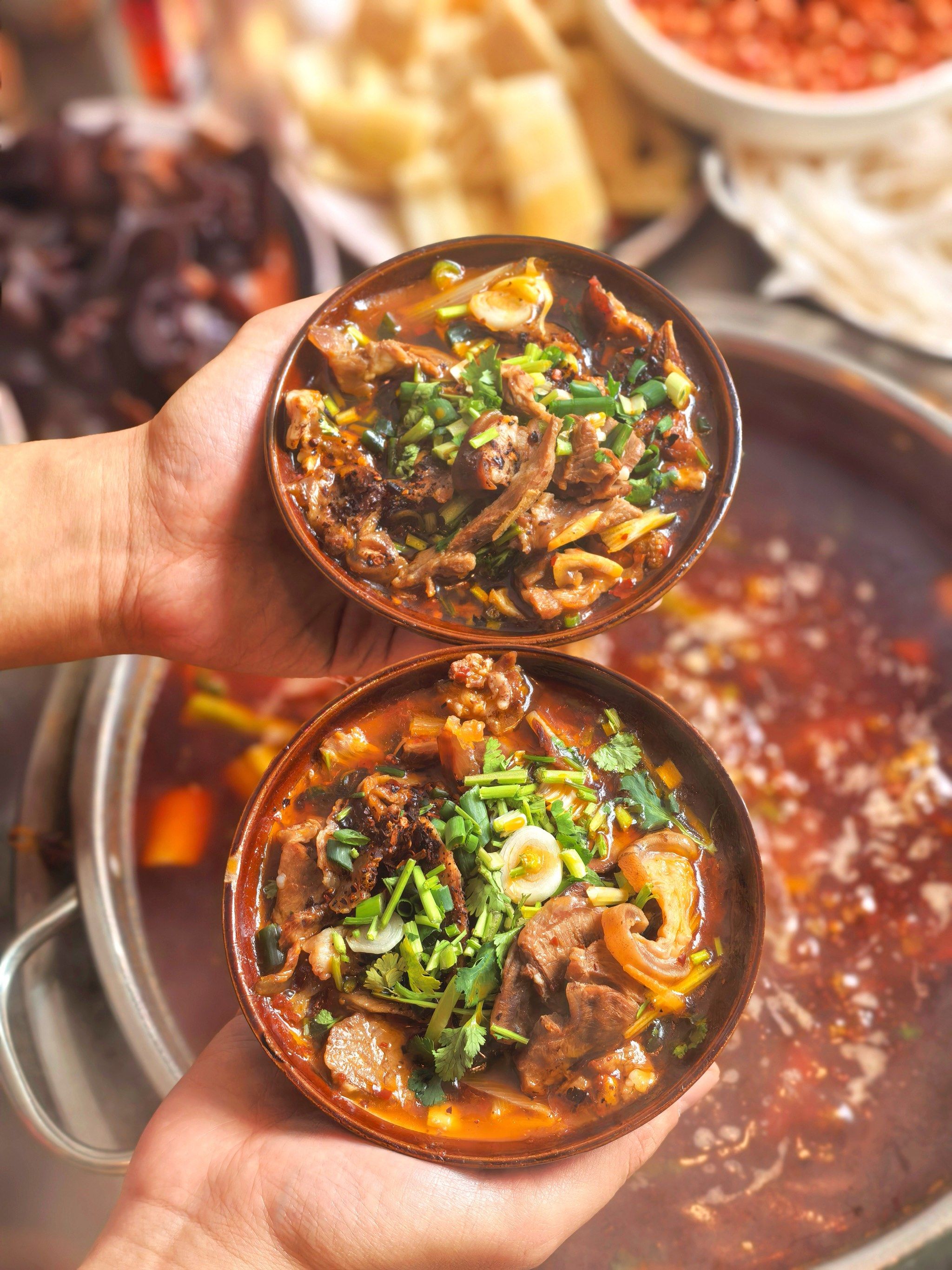 武隆美景天下秀,红汤羊肉抚人心‼️