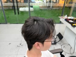 -尤司男士国潮理发馆