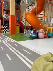 -动力星球家庭亲子游乐中心