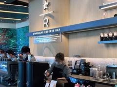 -星巴克臻选(上海合生汇1F店)