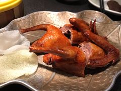 蝴蝶里招牌乳鸽-蝴蝶里·粤菜·点心(龙湖天街&滨江店)