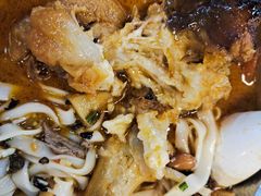 -丽丽三鲜螺蛳粉(田林路店)