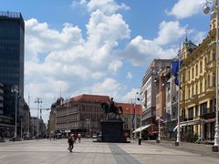 -耶拉契奇总督广场