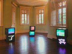-Nathalie Djurberg与Hans Berg“牛皮纸包裹的月亮”-Prada荣宅当季展览