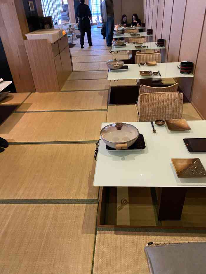 万岛日本料理铁板烧(嘉定万达店)-"嘉定万达五楼 有预约订位 可惜包房