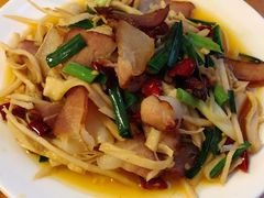 笋干炒腊肉-仁和人家