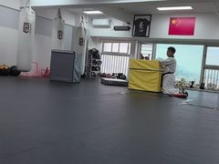 -巨鹿格斗学院·拳击·搏击(石厦店)