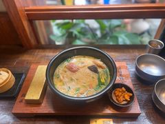 -银米·云南传统过桥米线(双廊黑金冠店)