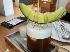 -Mark&Mars Restaurant