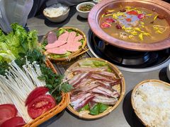 -阿婆情腊排骨火锅·野生菌季(古城旗舰店)