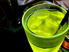 -UNI UNI(环亚凯瑟琳店)