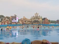 -沈阳龙润夏宫温泉水乐园