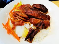 -滋味满屋美食坊(上海街店)