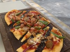 红酱黑椒肠披萨-Maxpoint Kitchen 西餐咖啡(乐峰广场店)