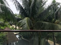 -三亚湾海居铂尔曼度假酒店