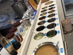 调料台-百品聚旋转火锅(万德庄店)