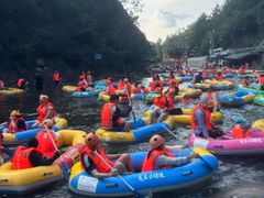 -安吉龙王山峡谷漂流