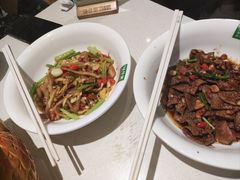 -绿草地·湘菜(7mall店)