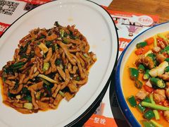 -胡桃里民谣酒馆