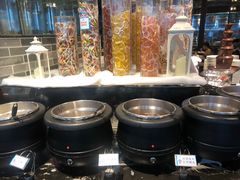 -三英温泉度假酒店-自助餐厅