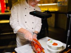 酥香嫩烤鸭-四季民福烤鸭店(外滩外白渡桥店)