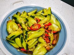 刀拍黄瓜-若爱猪肚鸡·啫啫煲(循礼门M+店)
