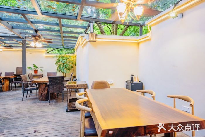 山外山·林语花园餐厅图片