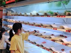 自助取餐区-马路边边串串香(延庆环球新意广场店)