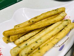 茴香小油条-槐店王婆大虾(长江道店)