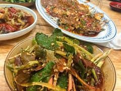 -雷祖芳老妈蹄花店