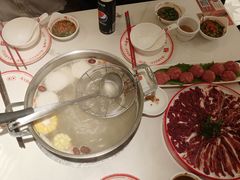 -八合里牛肉火锅(上海世茂广场店)