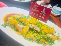 -魏铭鱼头捞饭(晋阳路店)