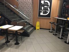 -麦当劳(百联西郊购物中心店)