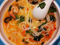 -灵芝妹子海鲜米线(凯德和平广场店)