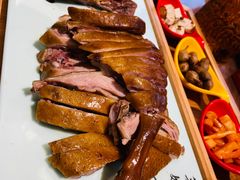 -有红鸡毛店·川菜(建设路店)