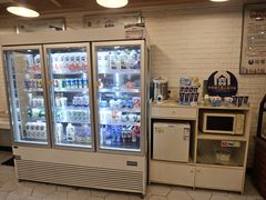 -光明牛奶棚(南泉店)